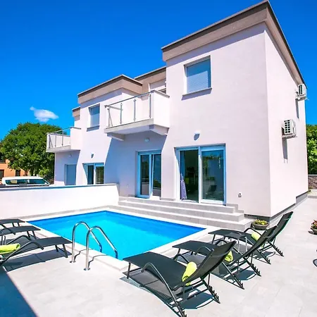Tatil Evi House Vrh (Krk)