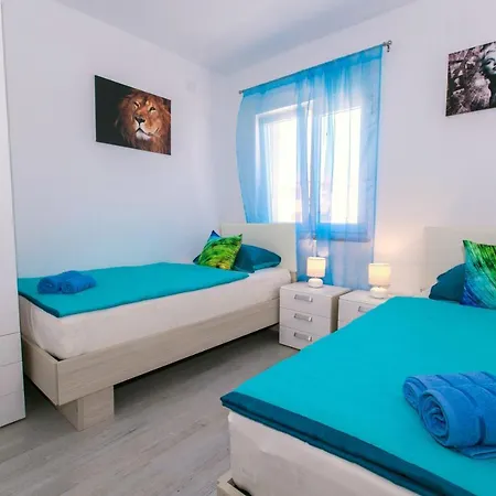 House Vrh (Krk)