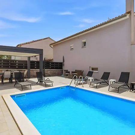 Tatil Evi House Vrh (Krk)