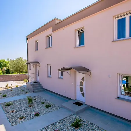 House Дом отдыха Vrh (Krk)