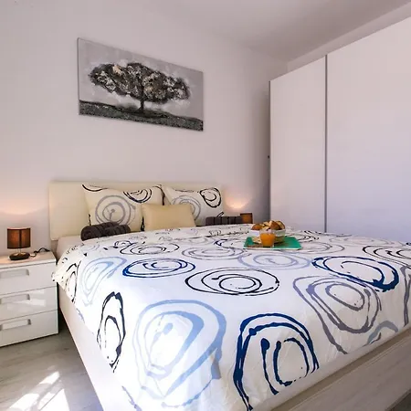 Vakantiehuis House *